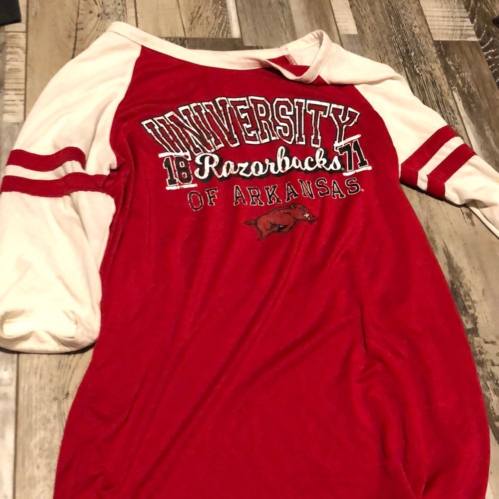 Razorbacks t